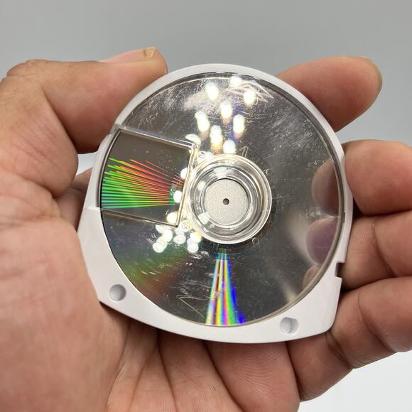 Final Fantasy VII Crisis Core Playstation Portable PSP UMD Disc Only Tested - Picture 5 of 5